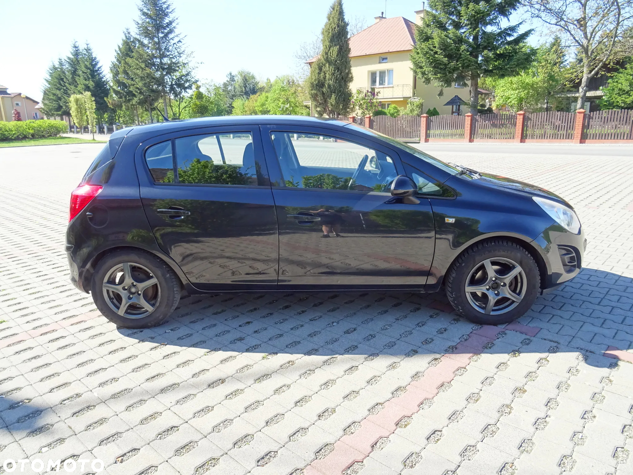 Opel Corsa 1.4 16V Satellite - 4
