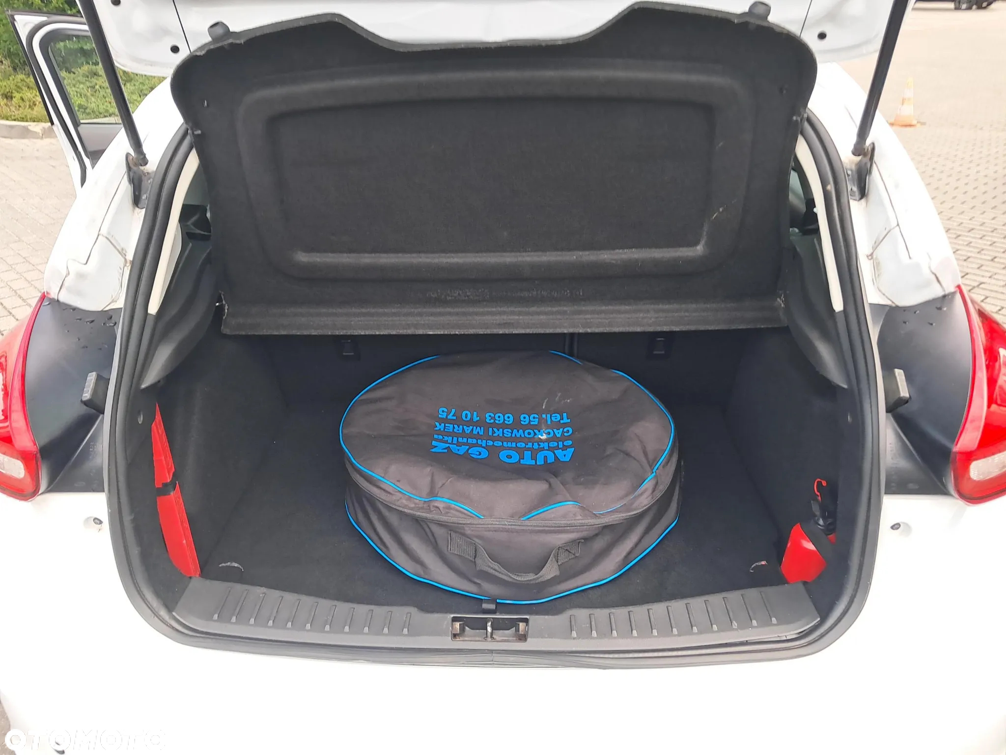 Ford Focus 1.6 Trend - 22