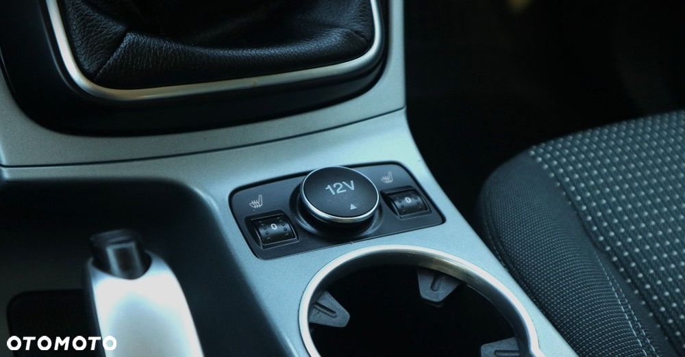 Ford Grand C-MAX - 26