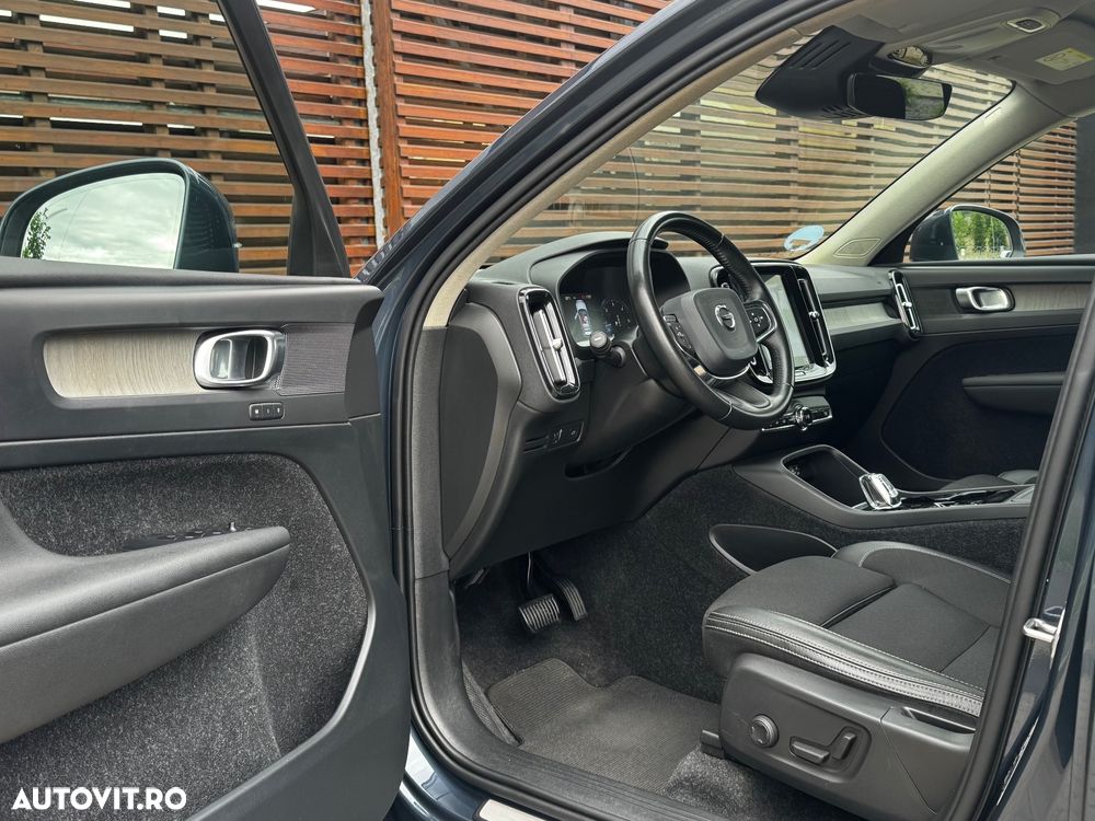 Volvo XC 40 D4 AWD Geartronic Inscription - 12