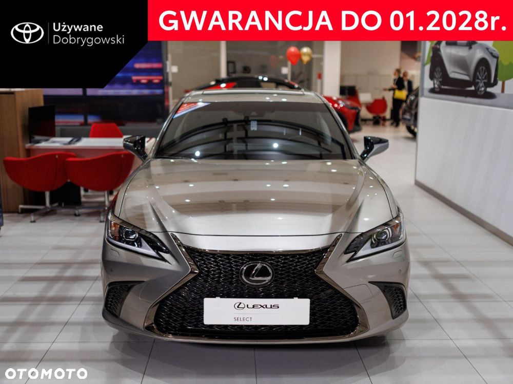 Lexus ES 300h F Sport Design - 2