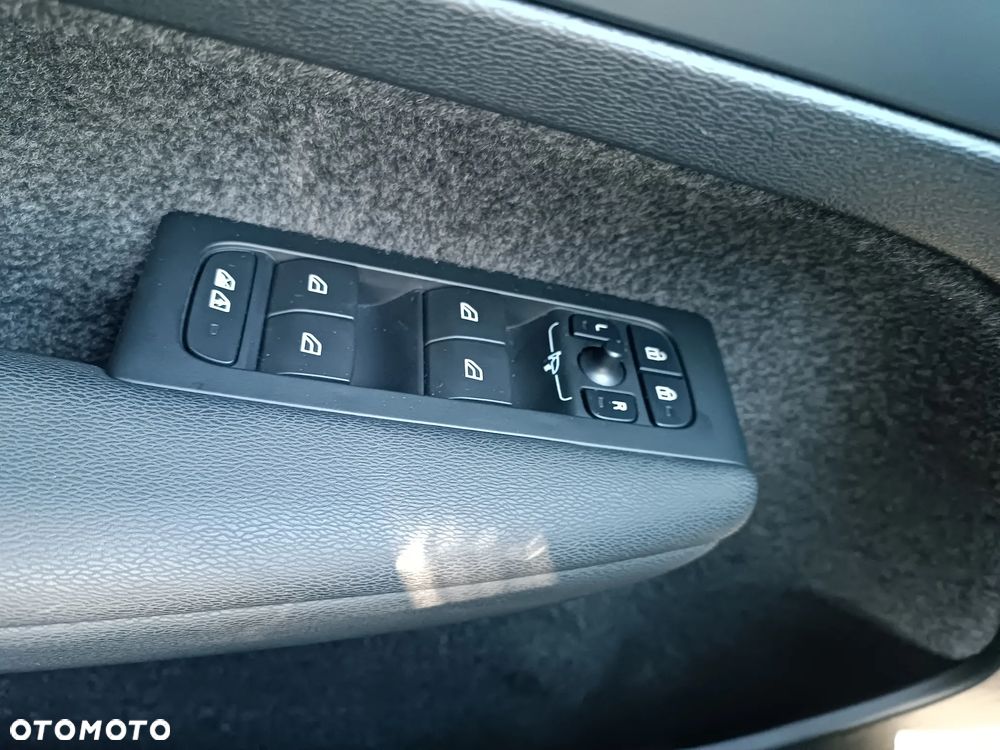 Volvo XC 40 T2 Core - 20