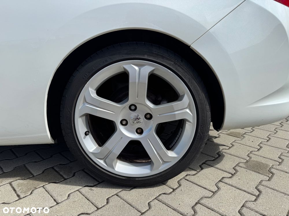 Peugeot 308 CC HDi FAP 140 Platinum - 21