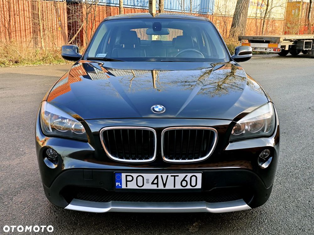 BMW X1 sDrive18d Sport Line - 23