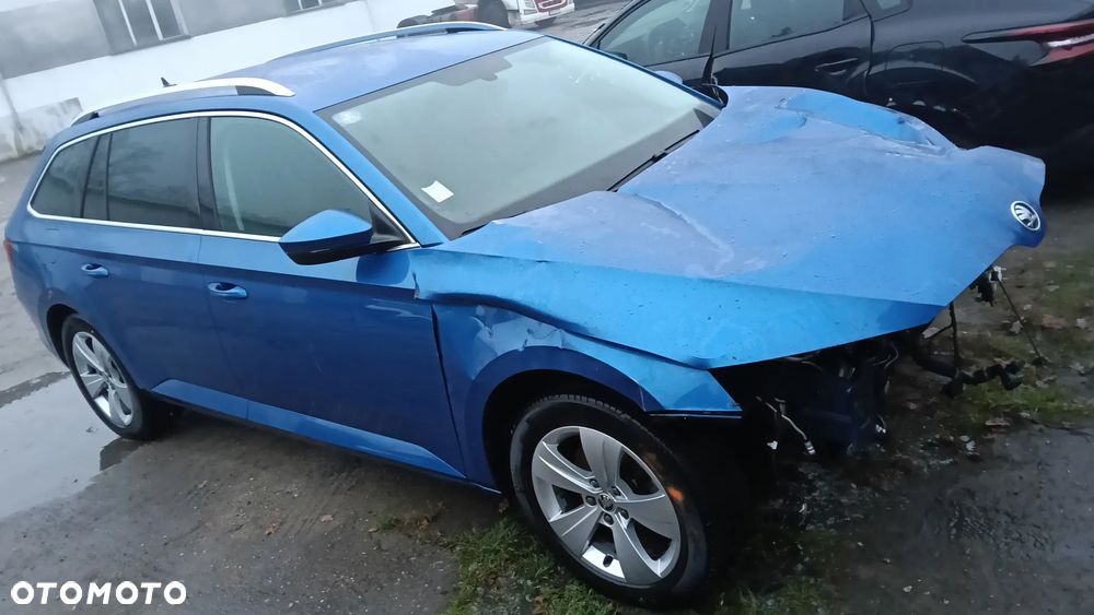 Skoda Superb 1.5 TSI ACT DSG Sportline - 37