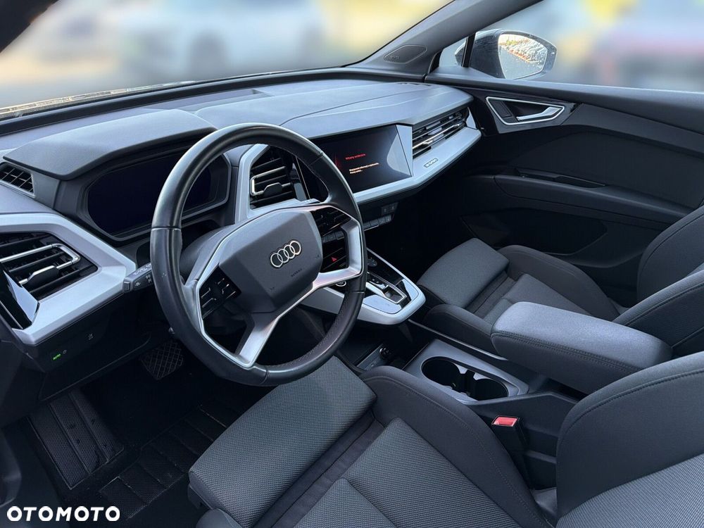 Audi Q4 e-tron - 11