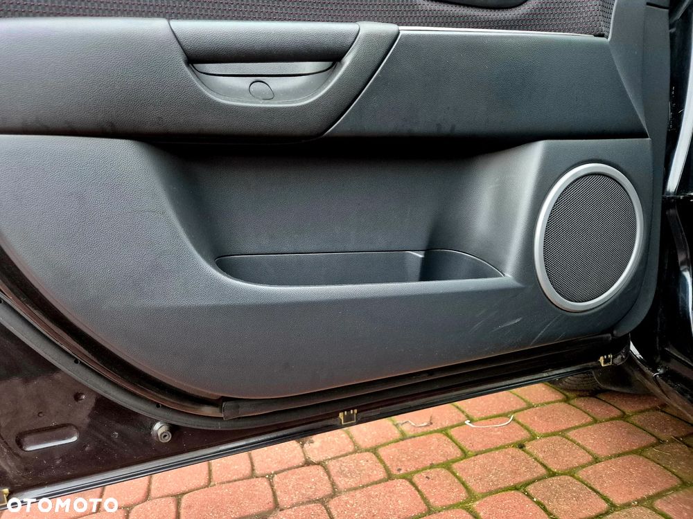 Mazda 3 1.6 Sport Active - 21