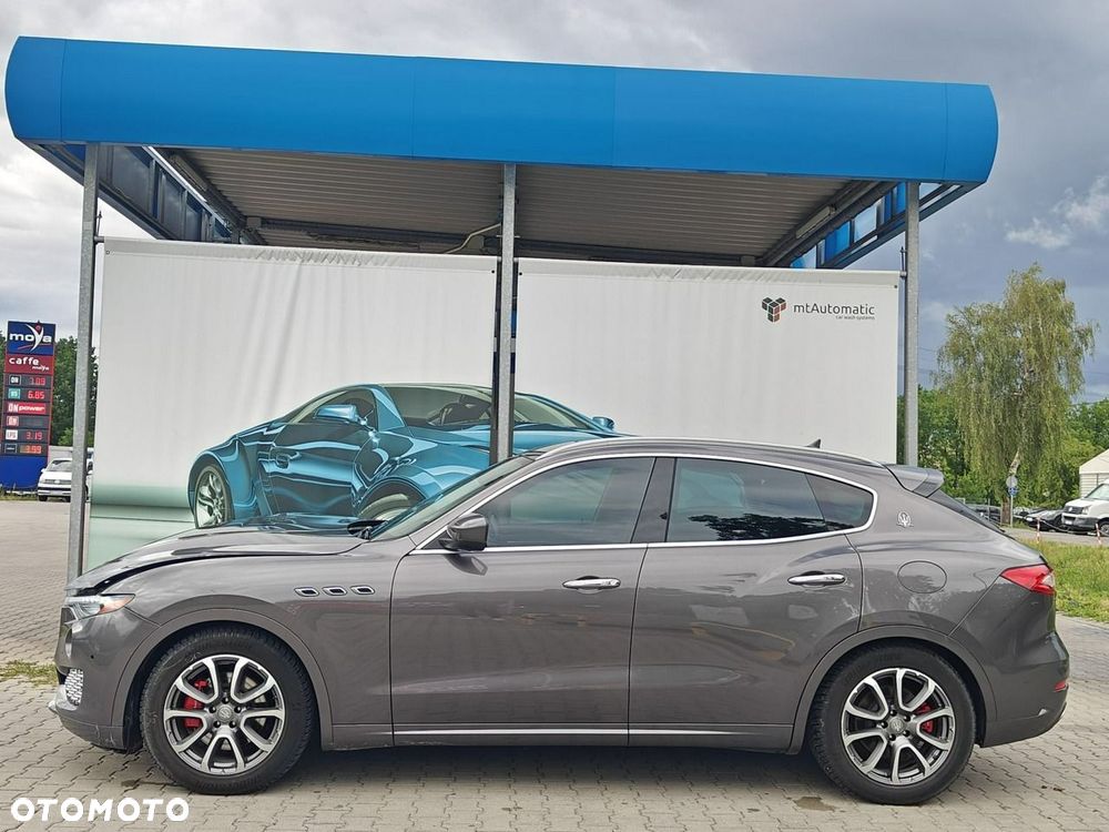 Maserati Levante - 8