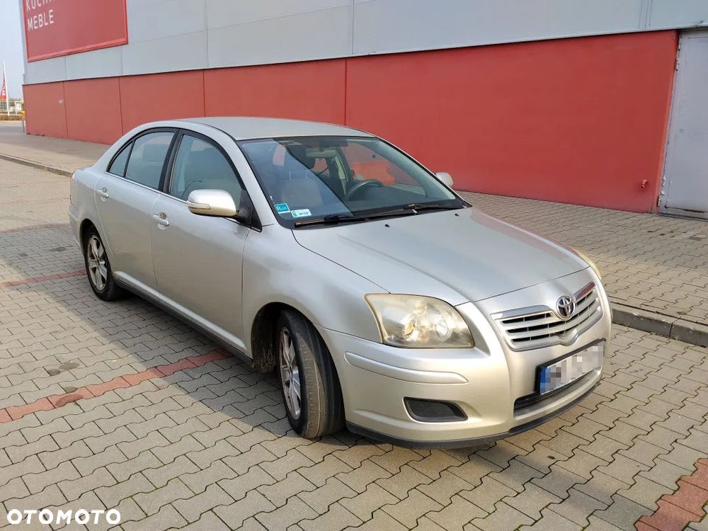 Toyota Avensis 1.8 VVT-i Sol - 13
