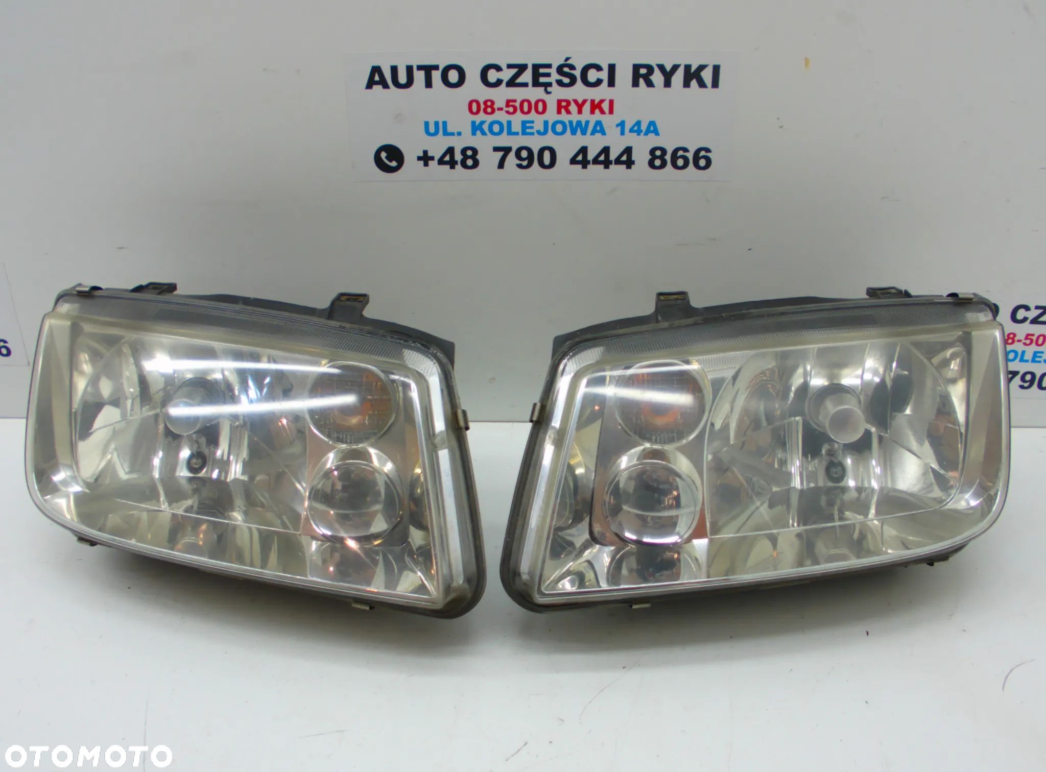 VW Bora Lampa przód Lewa Prawa strona EU - 1