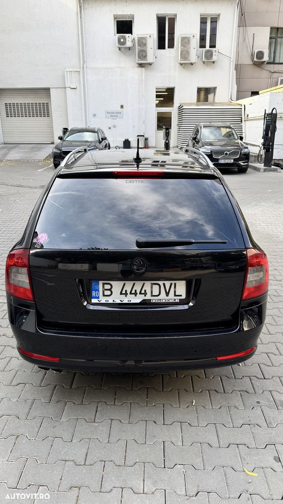 Skoda Octavia Combi 1.6 TDI DPF Elegance - 4