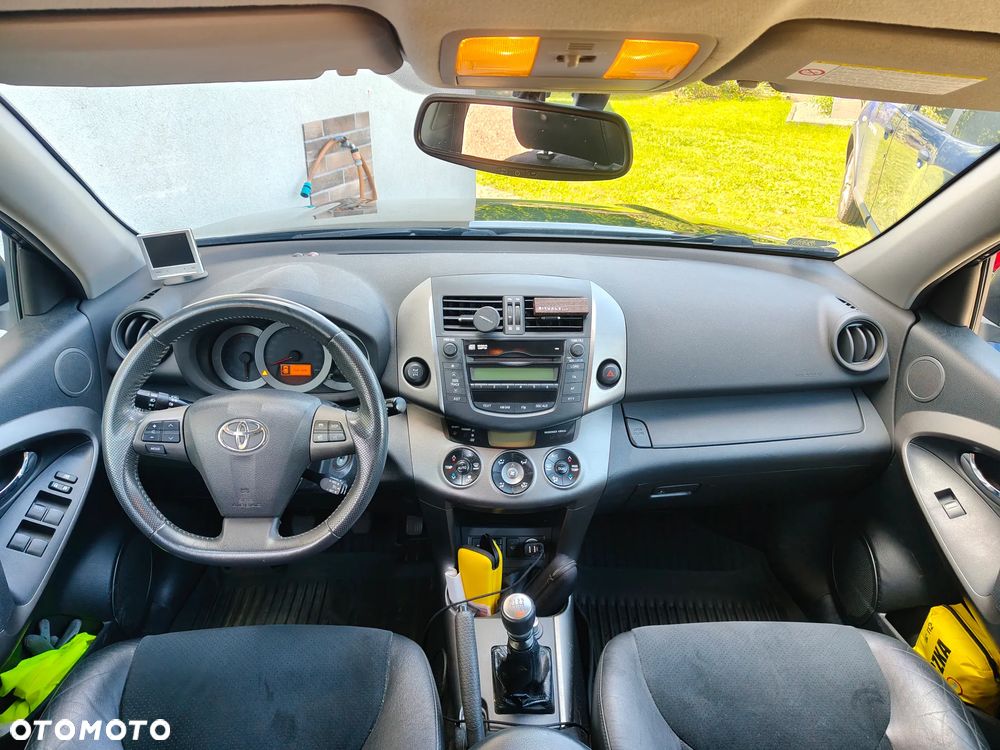 Toyota RAV4 2.2 D-4D Sol - 15