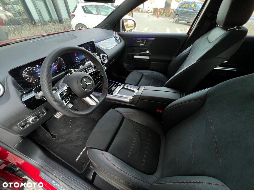 Mercedes-Benz GLA 200 AMG Line - 10