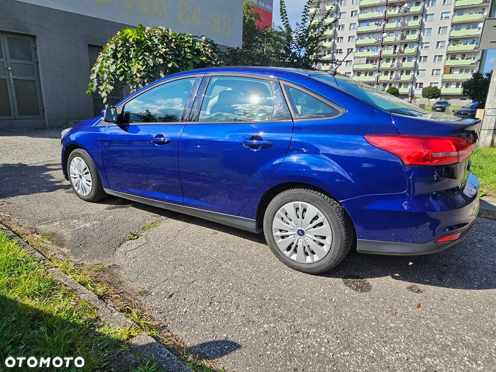 Ford Focus 1.6 SYNC Edition - 6