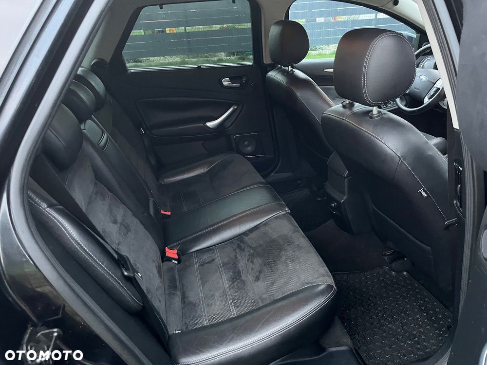 Ford Mondeo 2.0 TDCi Titanium X - 17