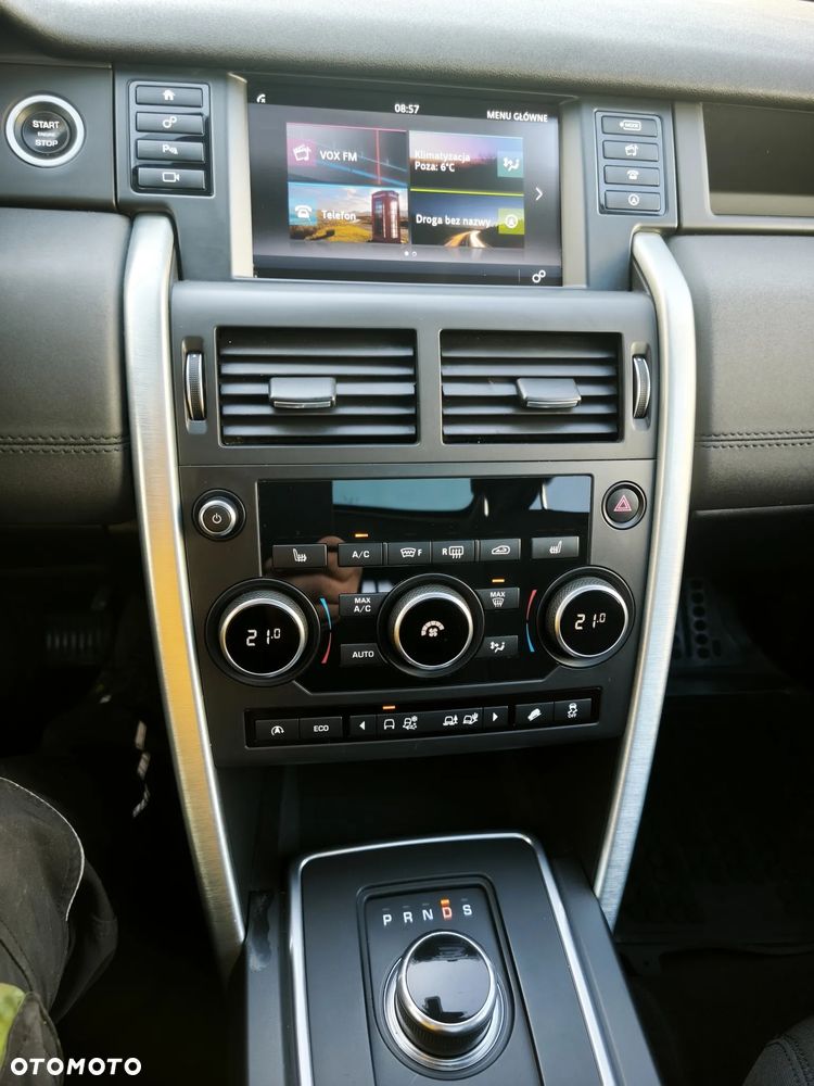 Land Rover Discovery Sport - 10