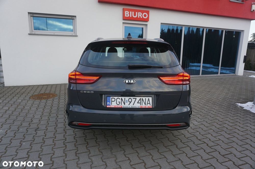 Kia Ceed 1.5 T-GDI DCT7 OPF Spirit - 22
