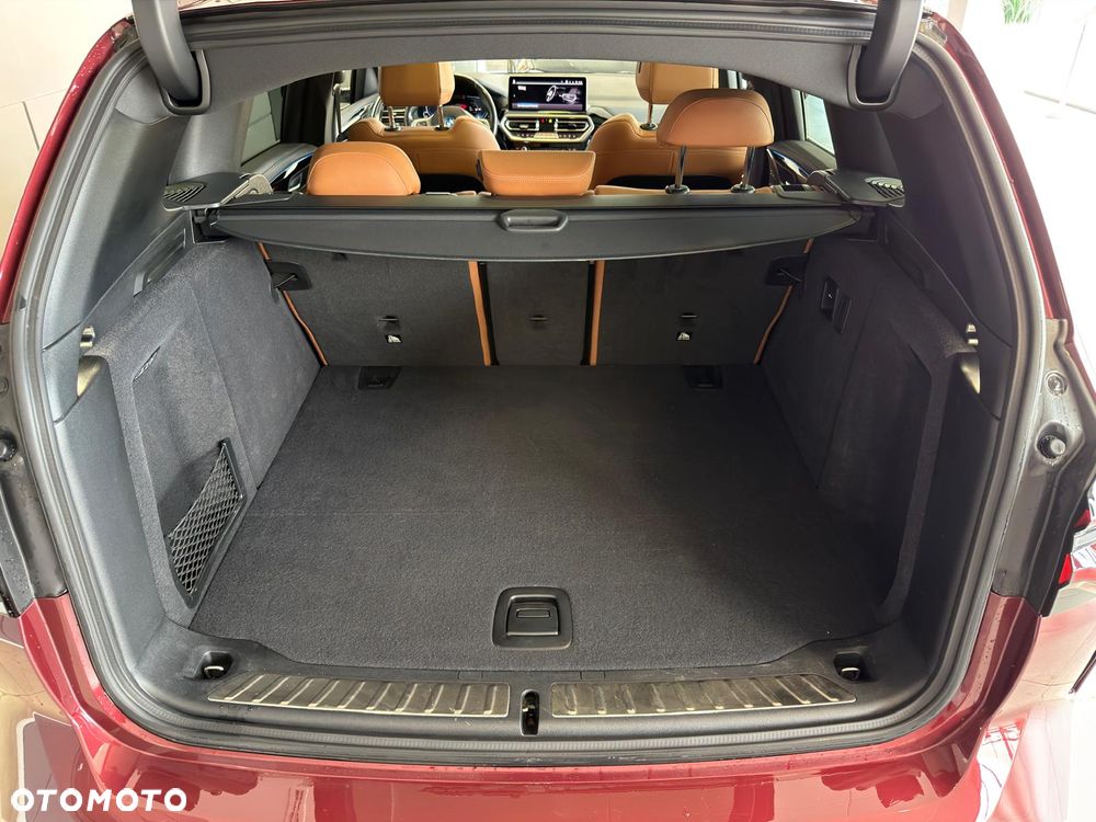 BMW iX3 80kWh Inspiring - 16