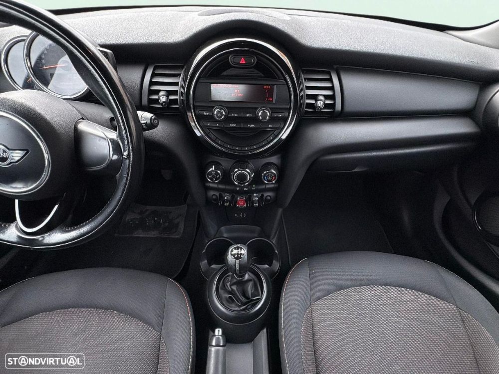 MINI 5 Portas One D - 13