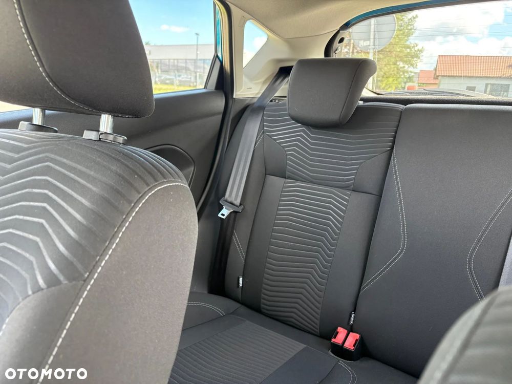 Ford Fiesta - 12