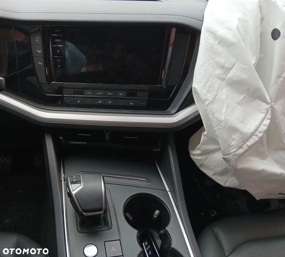 Volkswagen Touareg 3.0 V6 TDI 4Motion - 12