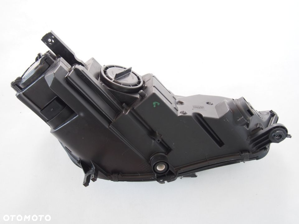 Image Audi A4 Světlomet levý xenon LED 15r - 8W0941005