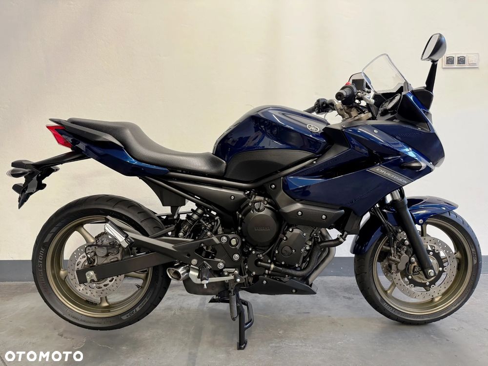 Yamaha XJ - 2