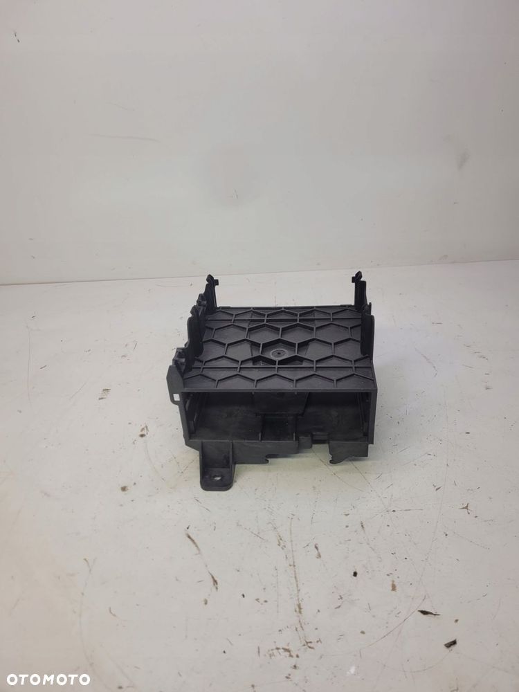 UCHWYT RAMKA TUNERU TV AUDI A6 C7 A7 4G0907324C - 1