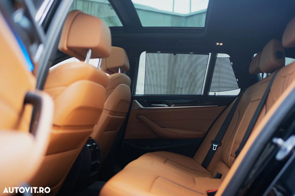 BMW Seria 5 530e Aut. Luxury Line - 29