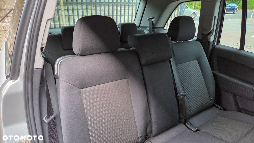 Opel Zafira 1.8 Family Plus - 30