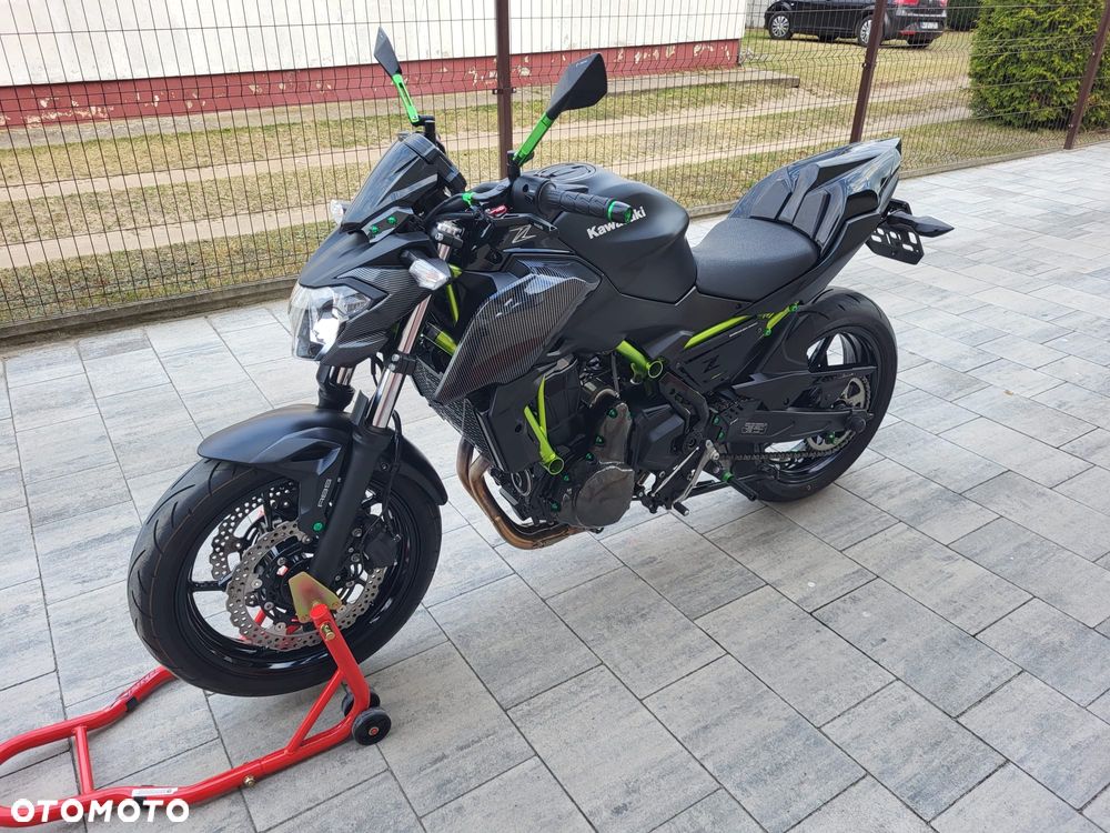Kawasaki Z 650 - 10