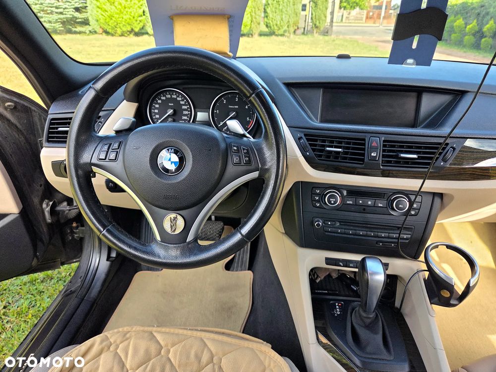 BMW X1 - 15