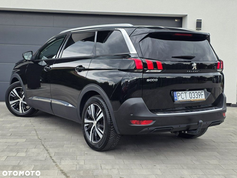 Peugeot 5008 - 4