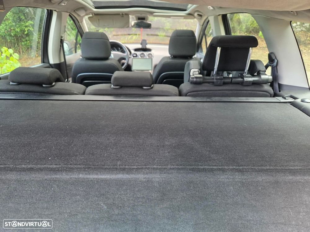 Peugeot 308 1.6 HDi Premium - 5