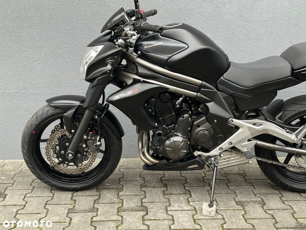 Kawasaki ER - 7