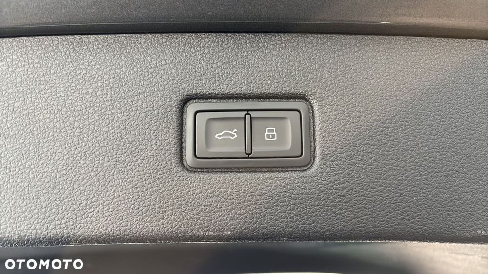 Audi Q7 50 TDI mHEV Quattro S Line Tiptr - 28