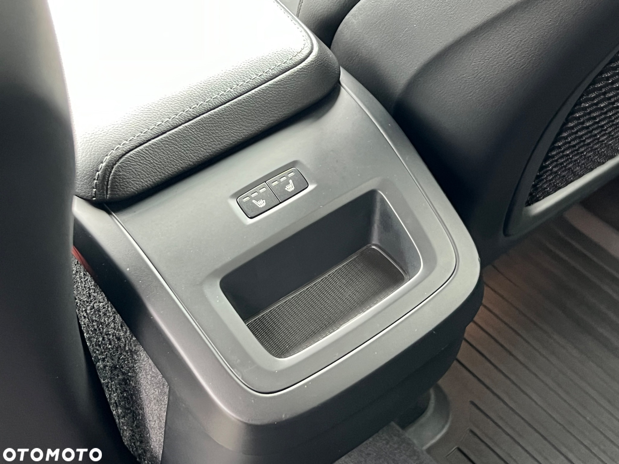 Volvo XC 60 T5 Geartronic Momentum Pro - 26