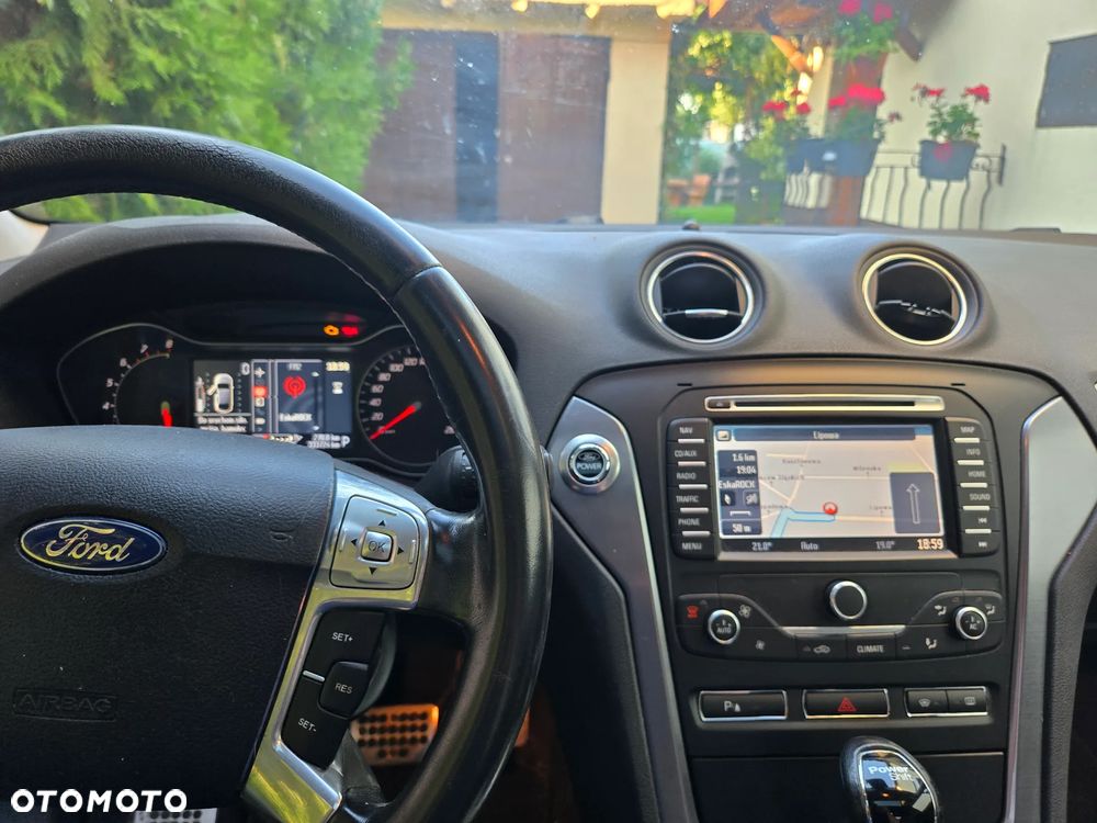 Ford Mondeo - 10