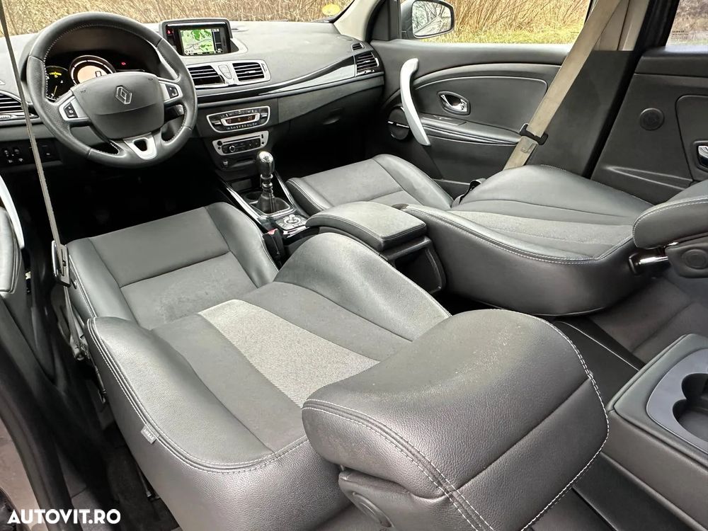Renault Megane Grandtour ENERGY dCi 130 BOSE EDITION - 12