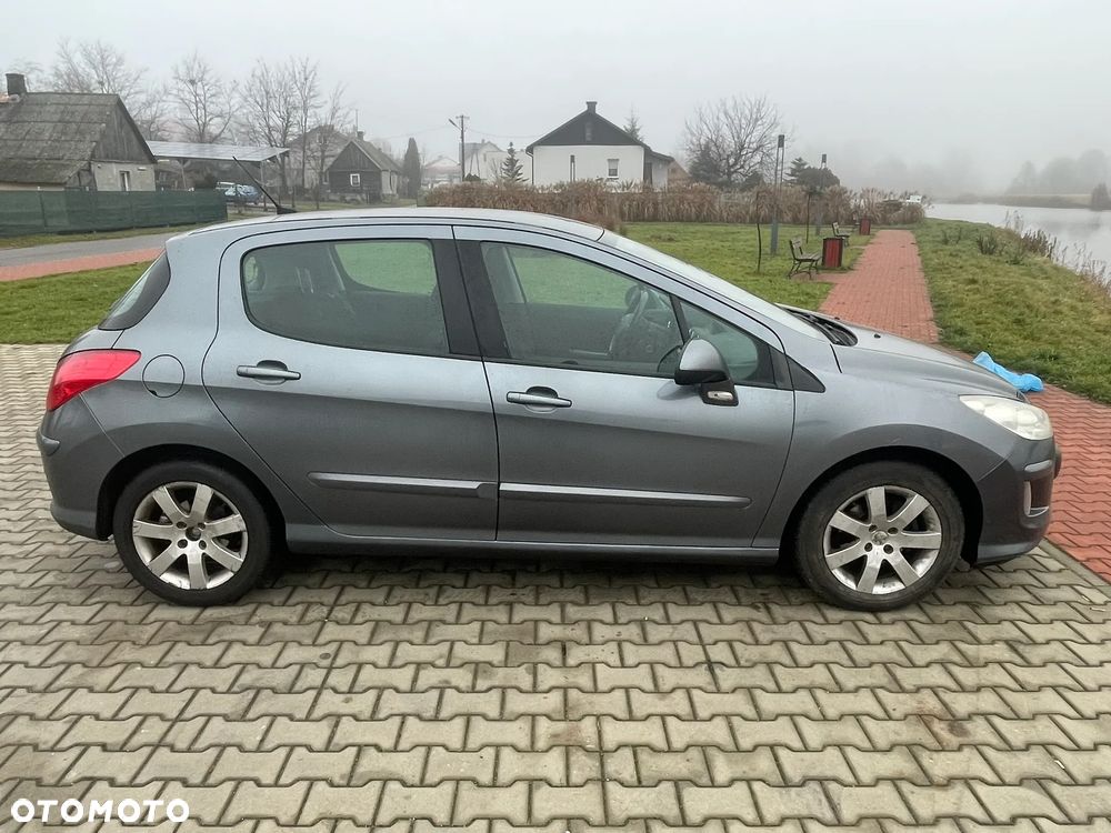 Peugeot 308 1.6 HDi Premium - 2
