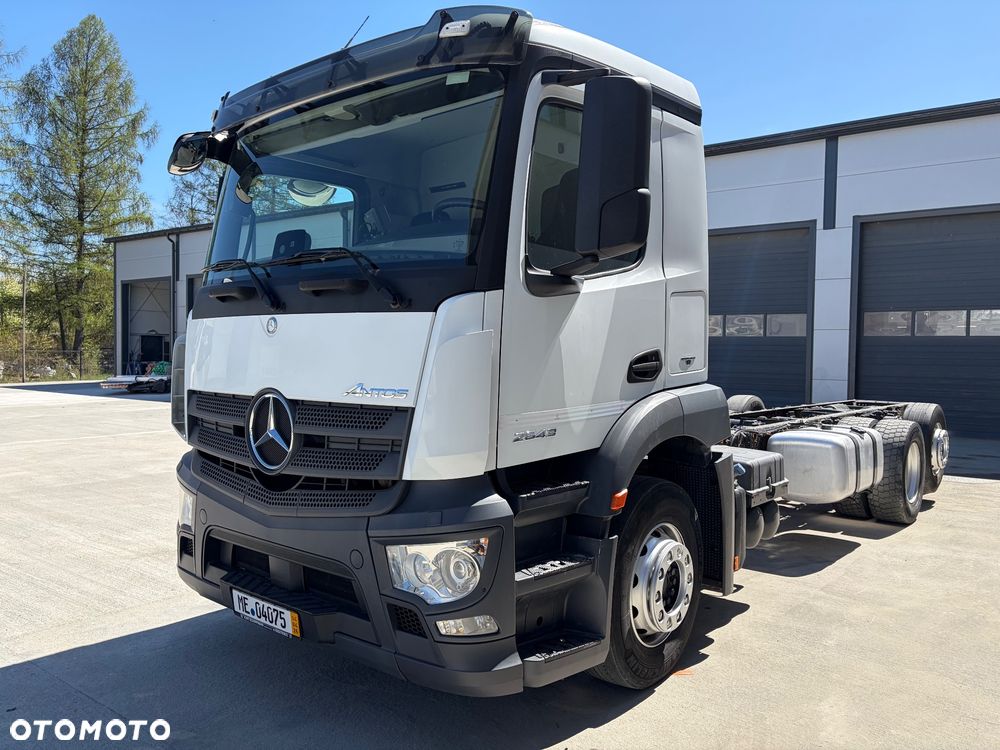 Mercedes-Benz ACTROS ANTOS 2543 6X2 rama do zabudowy oś skrętna 4,9m rozstaw - 1