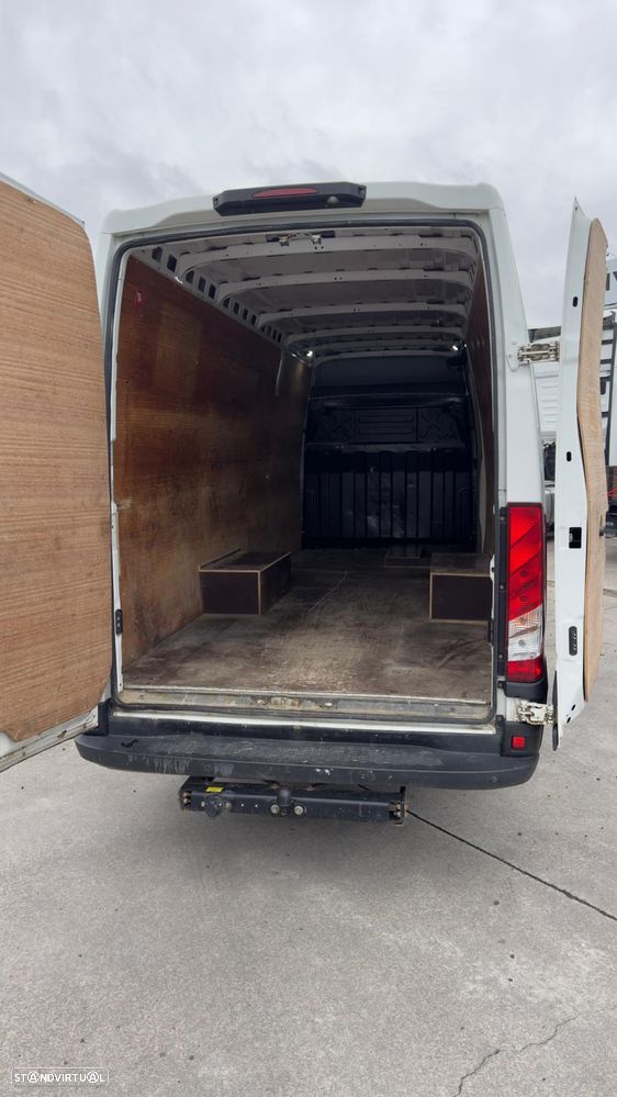 Iveco IVECO DAILY 35C21 16M3 - 16