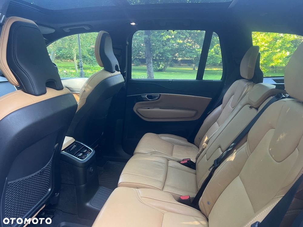 Volvo XC 90 - 5