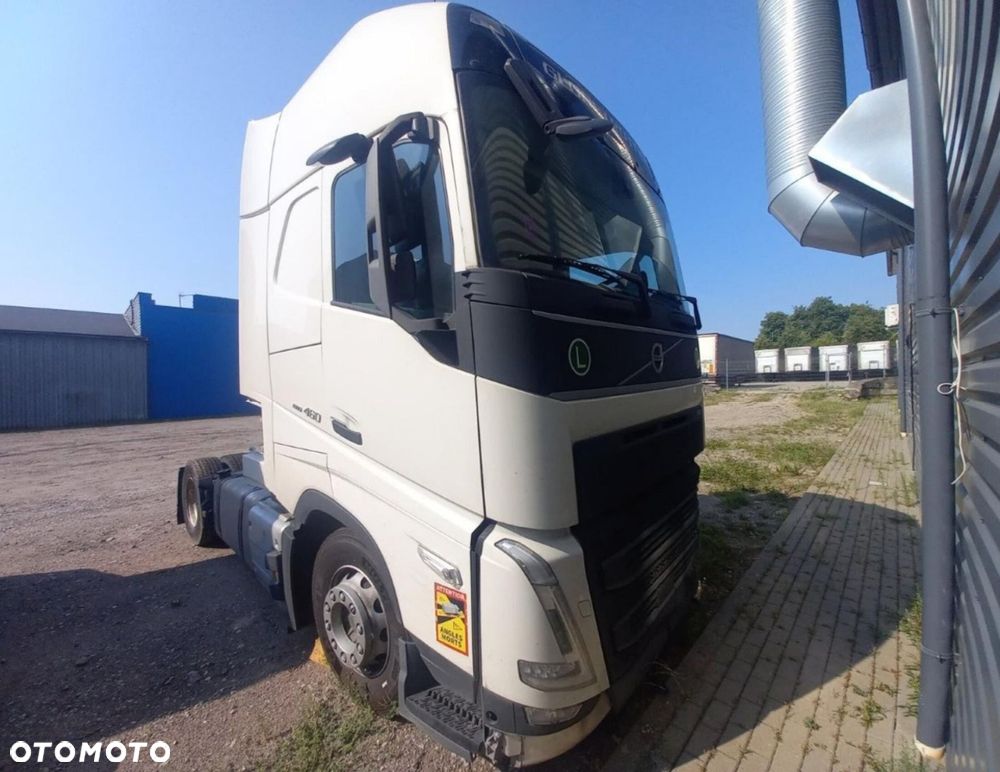 Volvo FH 460 Globetrotter XL i-Save - 1