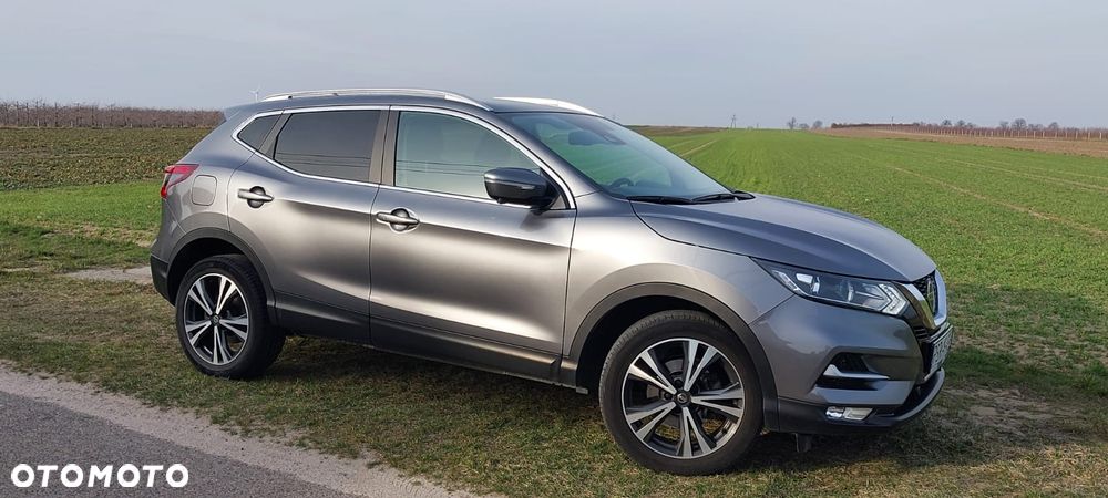 Nissan Qashqai 1.3 DIG-T N-Connecta DCT - 6