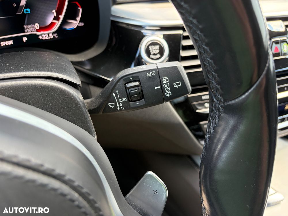 BMW Seria 5 520d xDrive AT MHEV - 13