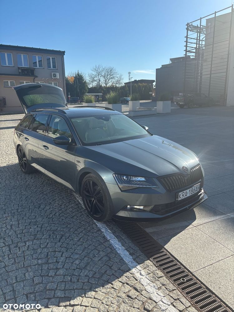 Skoda Superb 2.0 TDI SCR L&K DSG - 8