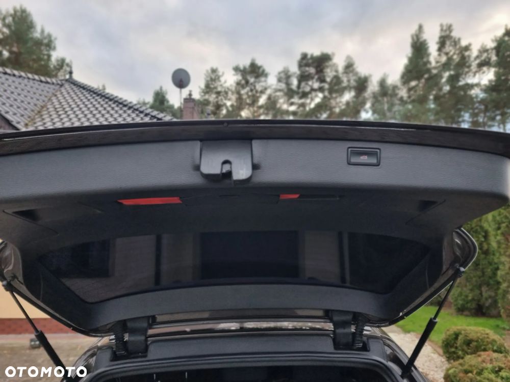 Volkswagen Passat 2.0 TDI Highline DSG - 9