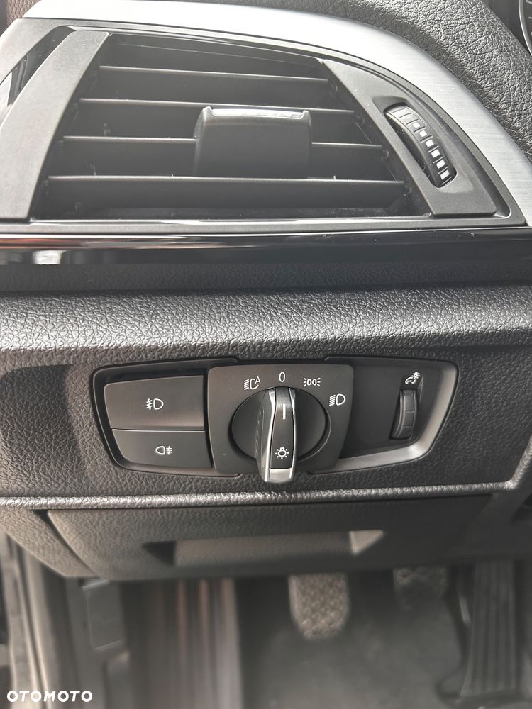 BMW Seria 1 118i Sport Line - 11