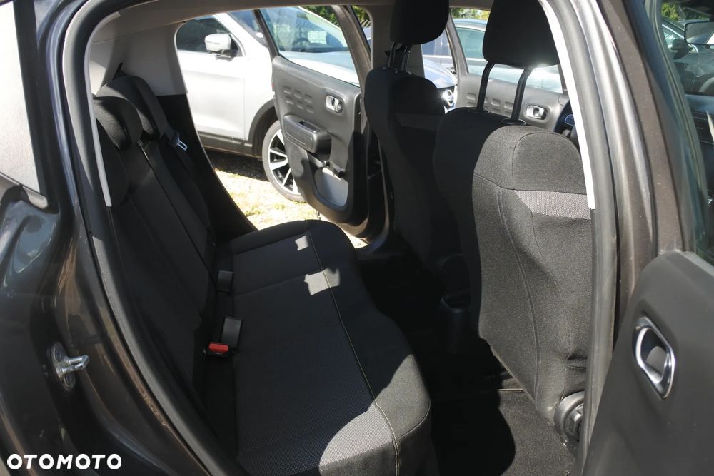 Citroën C3 Pure Tech 82 SHINE - 8
